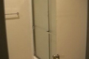 Apt 116 BathRoom.jpg