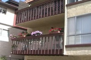 Units B&D Balcony.jpg