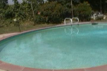 Pool.jpg